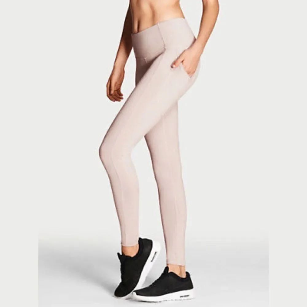 ✨HP✨Victoria's Secret Sport Knockout Leggings✨
